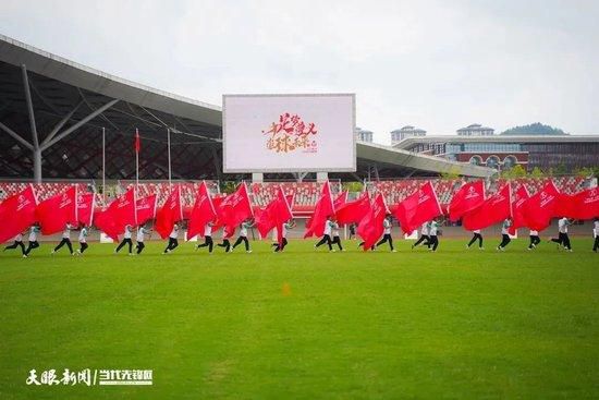 格拉利什2013年升入维拉一队，9月份租借至英甲球队诺茨郡一年。